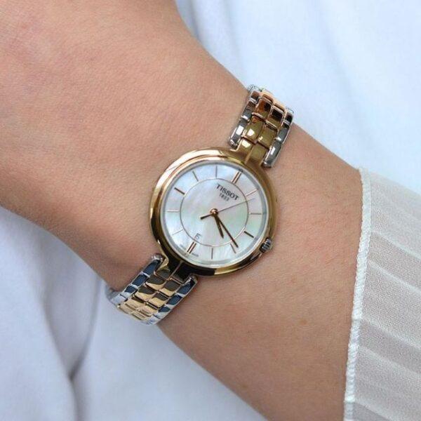 Montre TISSOT t0942102211100